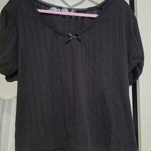 Foxblood Short Puff Sleeved Top With Lace Detail And Ribbing